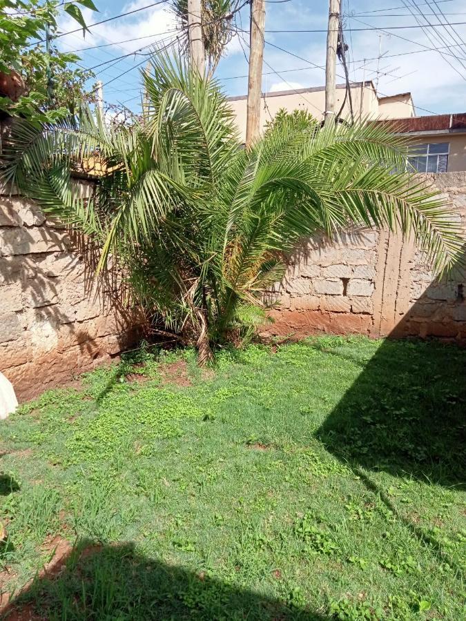 Pinkroses Gardens Hostel نيروبي المظهر الخارجي الصورة