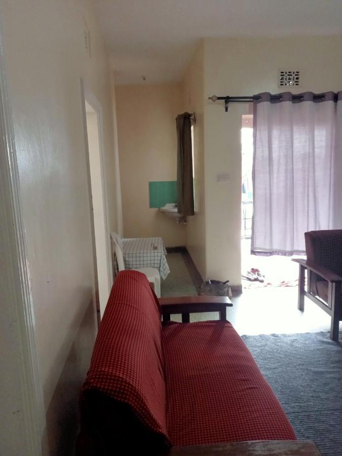 Pinkroses Gardens Hostel نيروبي المظهر الخارجي الصورة