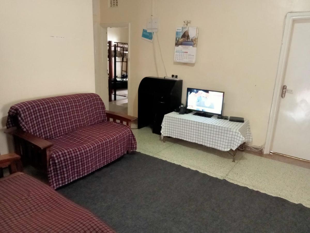 Pinkroses Gardens Hostel نيروبي المظهر الخارجي الصورة