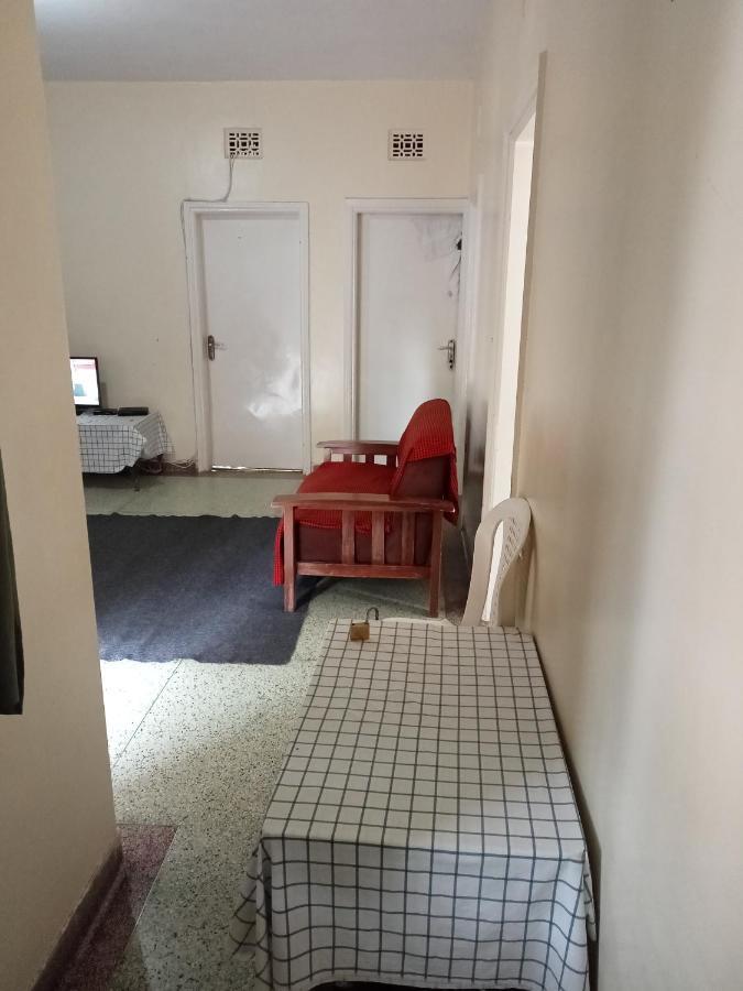Pinkroses Gardens Hostel نيروبي المظهر الخارجي الصورة