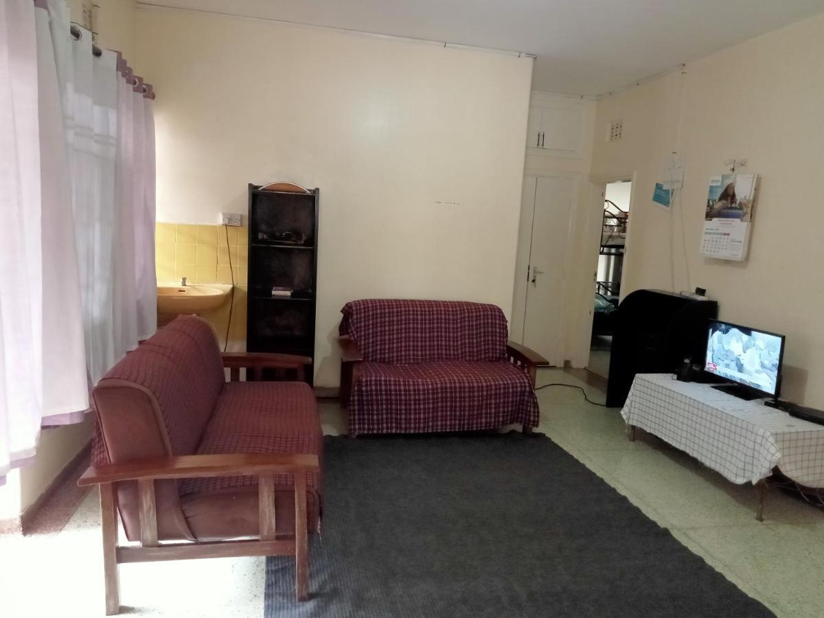 Pinkroses Gardens Hostel نيروبي المظهر الخارجي الصورة