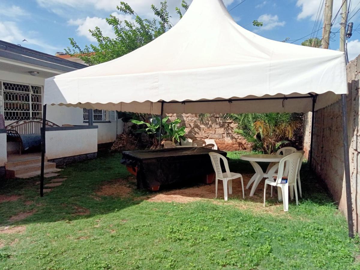 Pinkroses Gardens Hostel نيروبي المظهر الخارجي الصورة