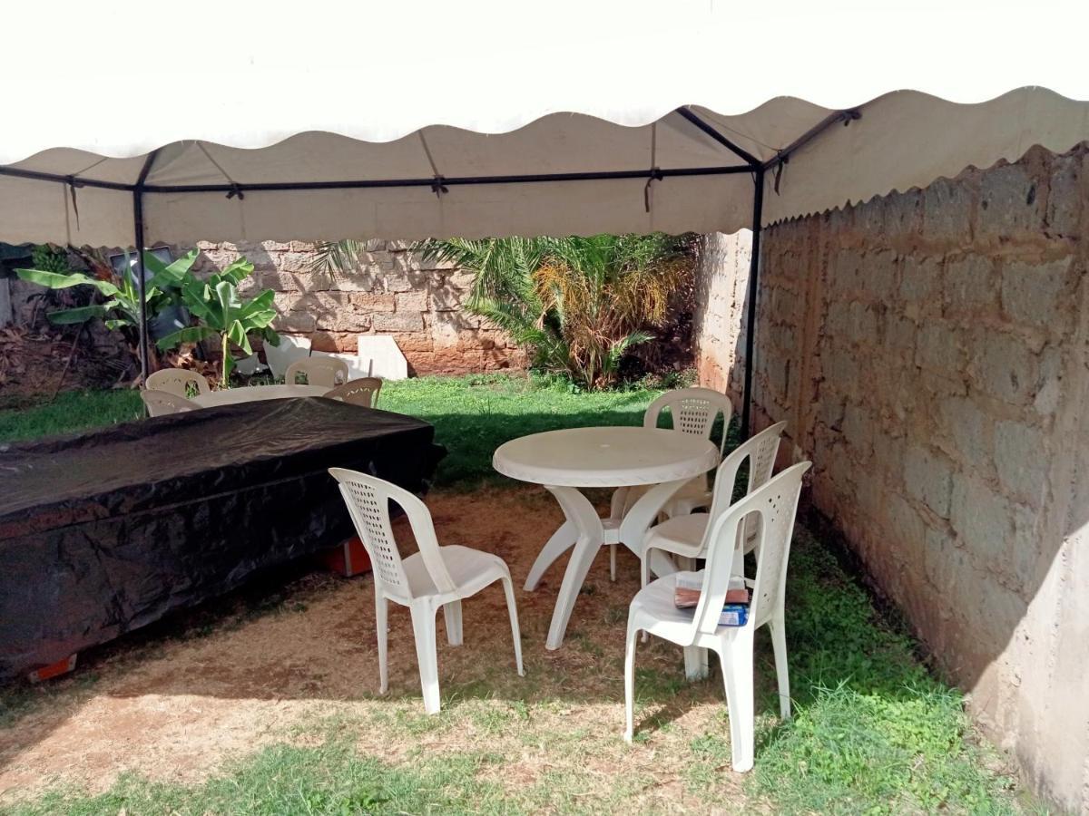 Pinkroses Gardens Hostel نيروبي المظهر الخارجي الصورة