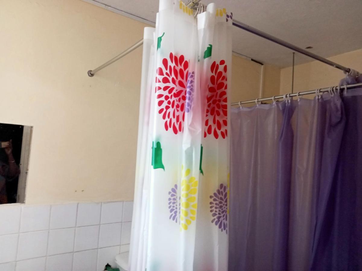 Pinkroses Gardens Hostel نيروبي المظهر الخارجي الصورة