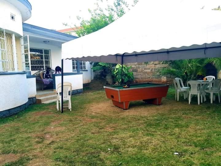 Pinkroses Gardens Hostel نيروبي المظهر الخارجي الصورة